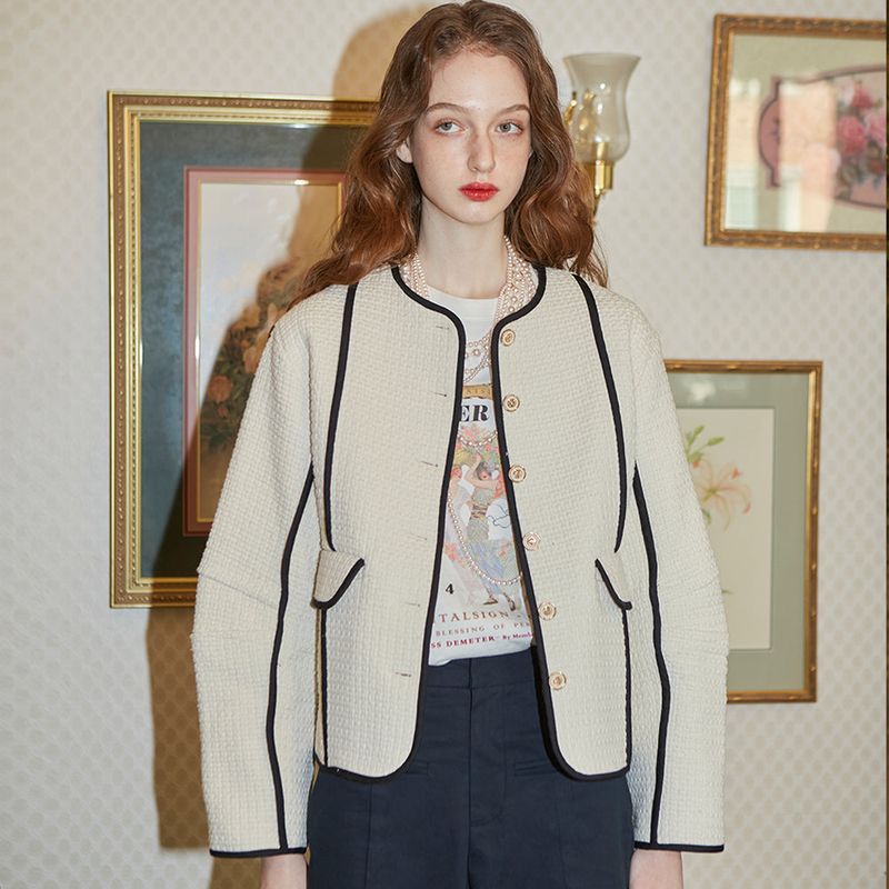 Round Elbow Shaped Jacket (Ivory)