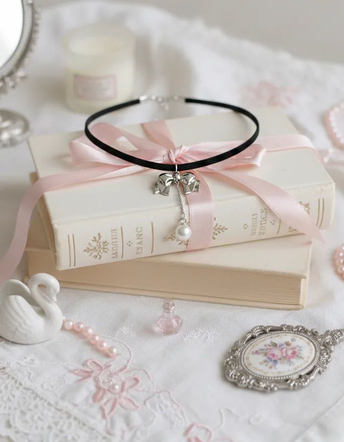 [IVE Wonyoung Necklace] Romantic bow and pearl drop choker - Silver Color