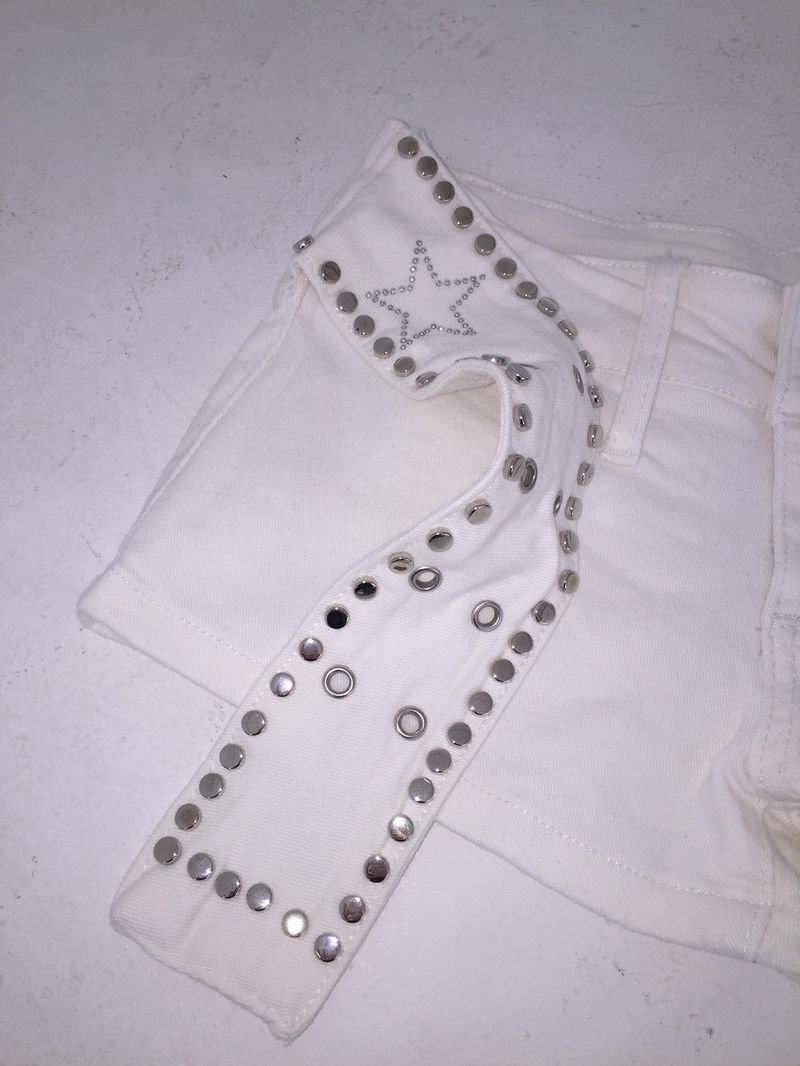 Western Star Belt White Shorts