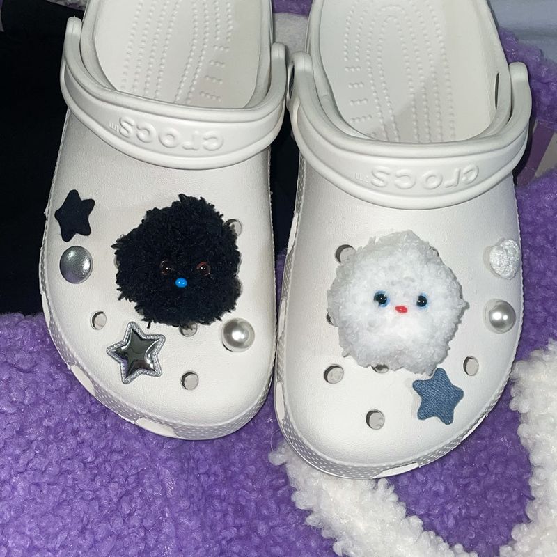 [made]fluffy monster shoes charm set 