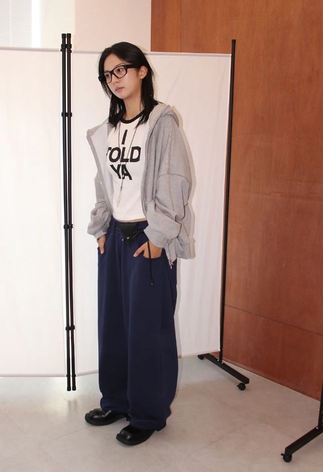 DOUBLE BUTTON STUD HOODIE