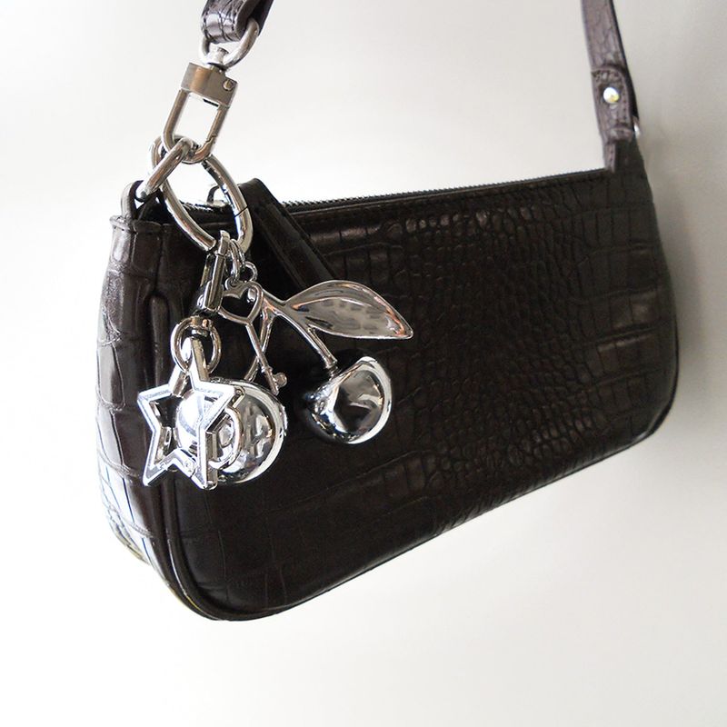 Silver cherry star keyring