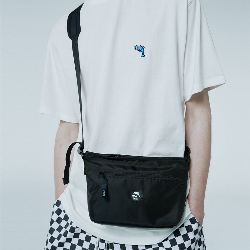 WaiKei(ワイケイ)の「Logo cross bag BLACK(Bags)」