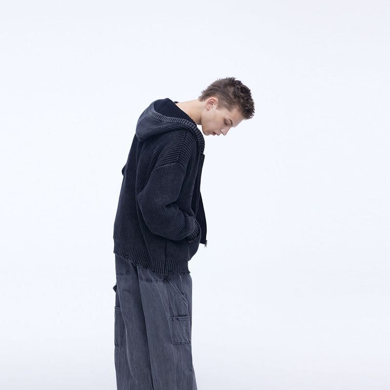 Curved Carpenter Crack Denim Pants Grey