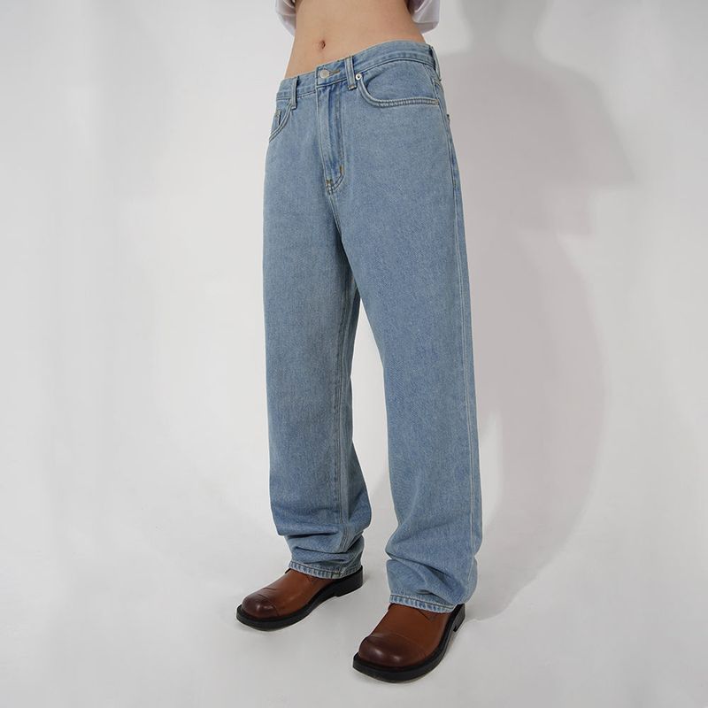 AA OVERLAP LOOSE FIT DENIM (light blue!)