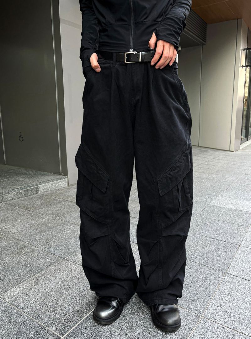 ダイアゴナル カーゴ ワイドパンツ