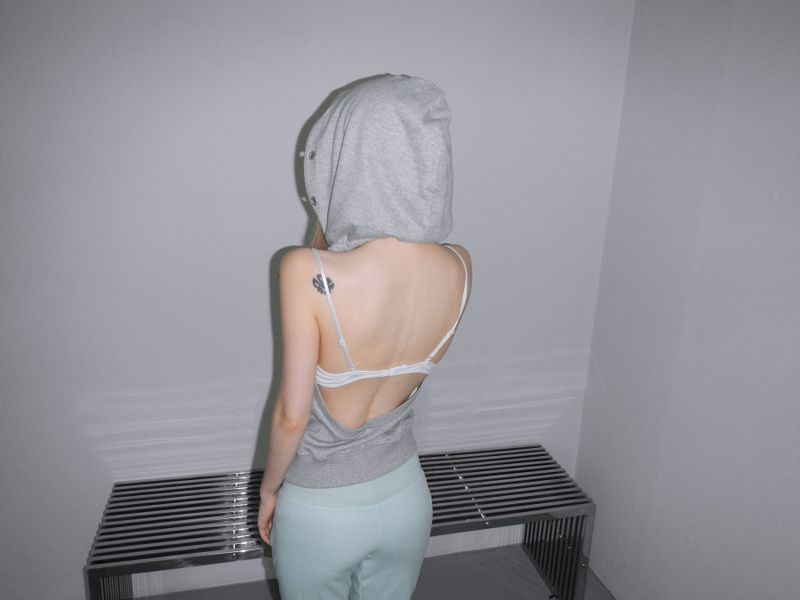 puching backless hoodie(3 color)