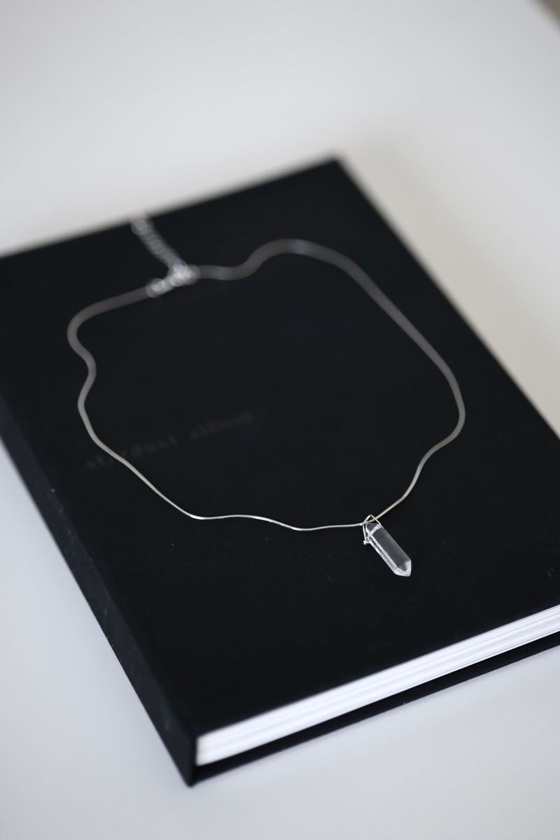 heim（ハイム）の「ペンシルホワイトクリスタルシルバー925ネックレスハンドメイド（アクセサリー）」