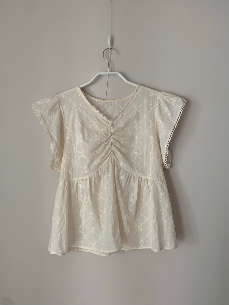 [made by fling] butterfly blouse (ivory)