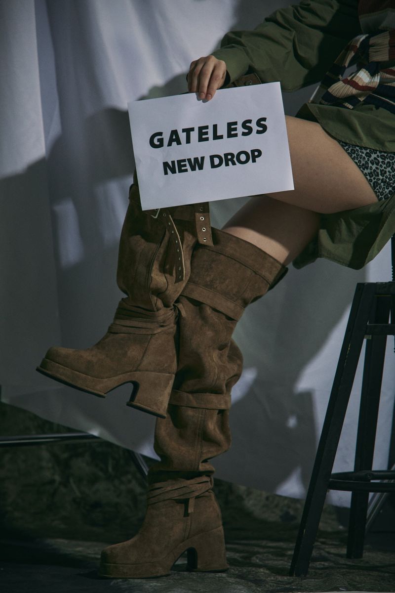 BUCKLE THIGH HIGH BOOTS
