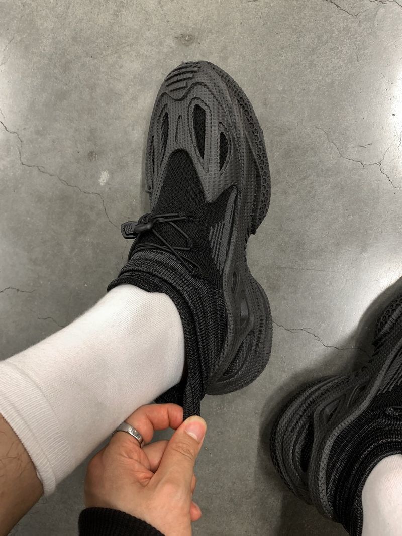 LOOKPLE（ルックプル）の「Look Vane Mesh Socksfit Boldsole Sneakers（Shoes）」
