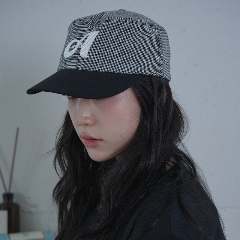 Two Tone Houndstooth Pillbox Cap (Black)
