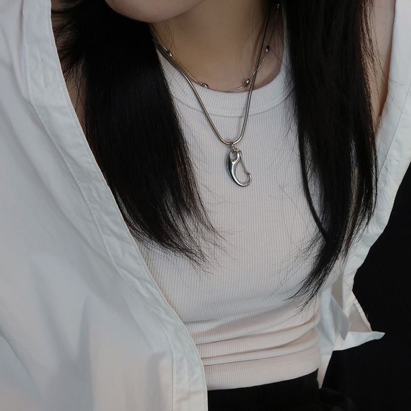 hook necklace