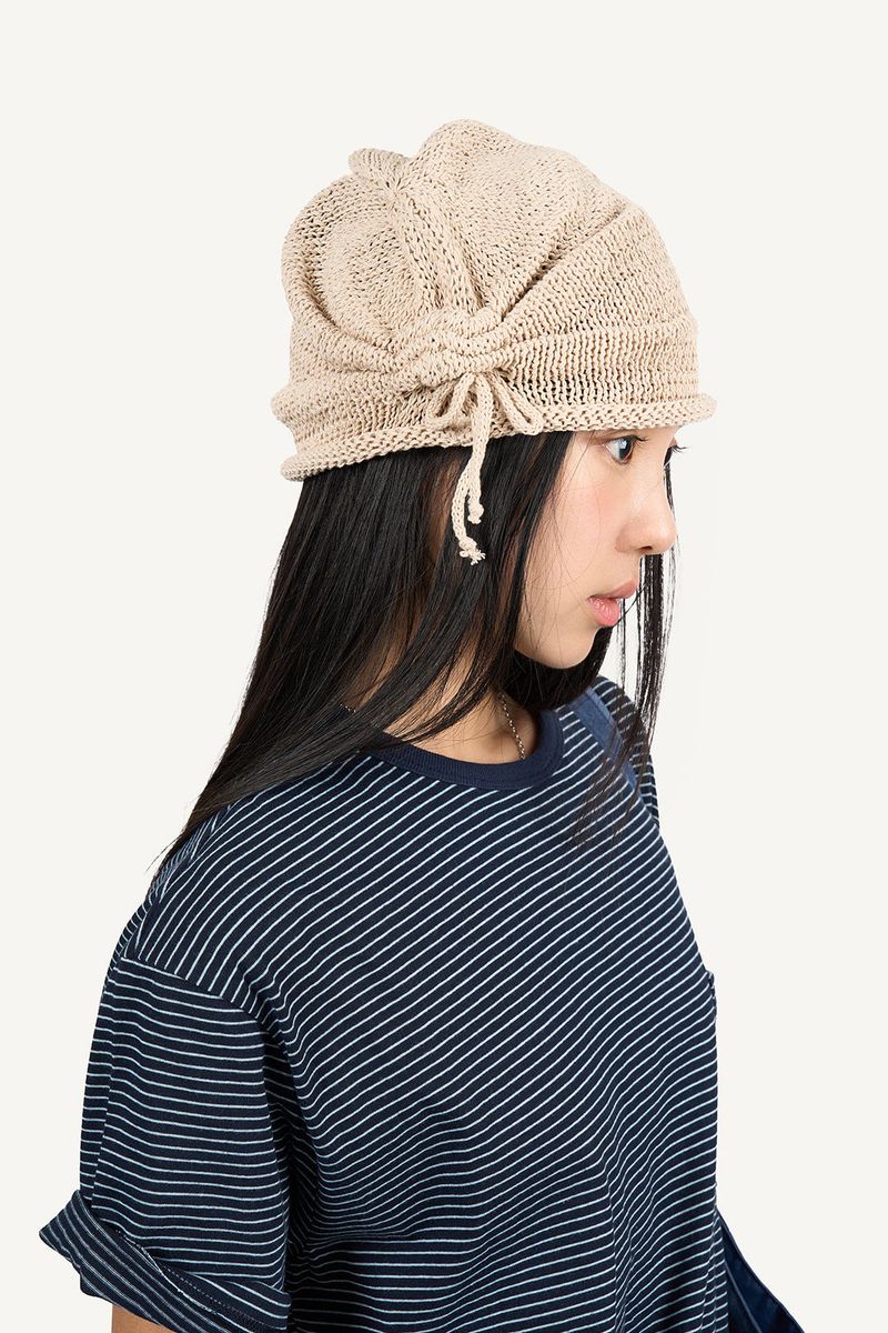 String Roll-up Summer Beanie
