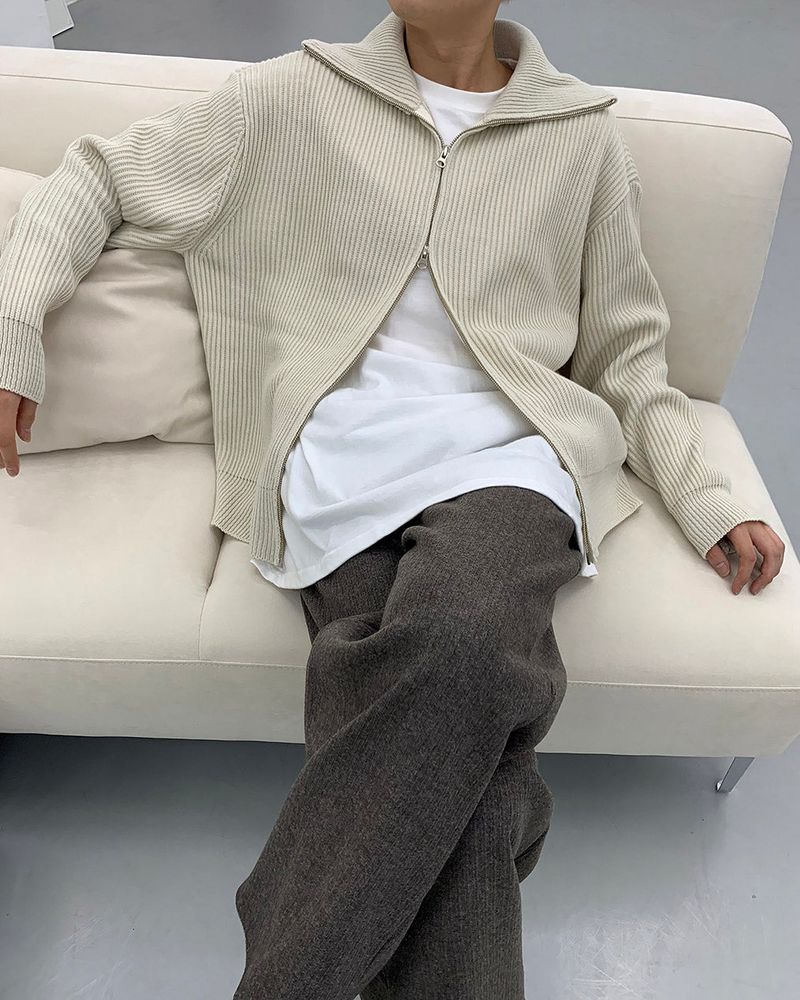 ブラーワイドパンツ