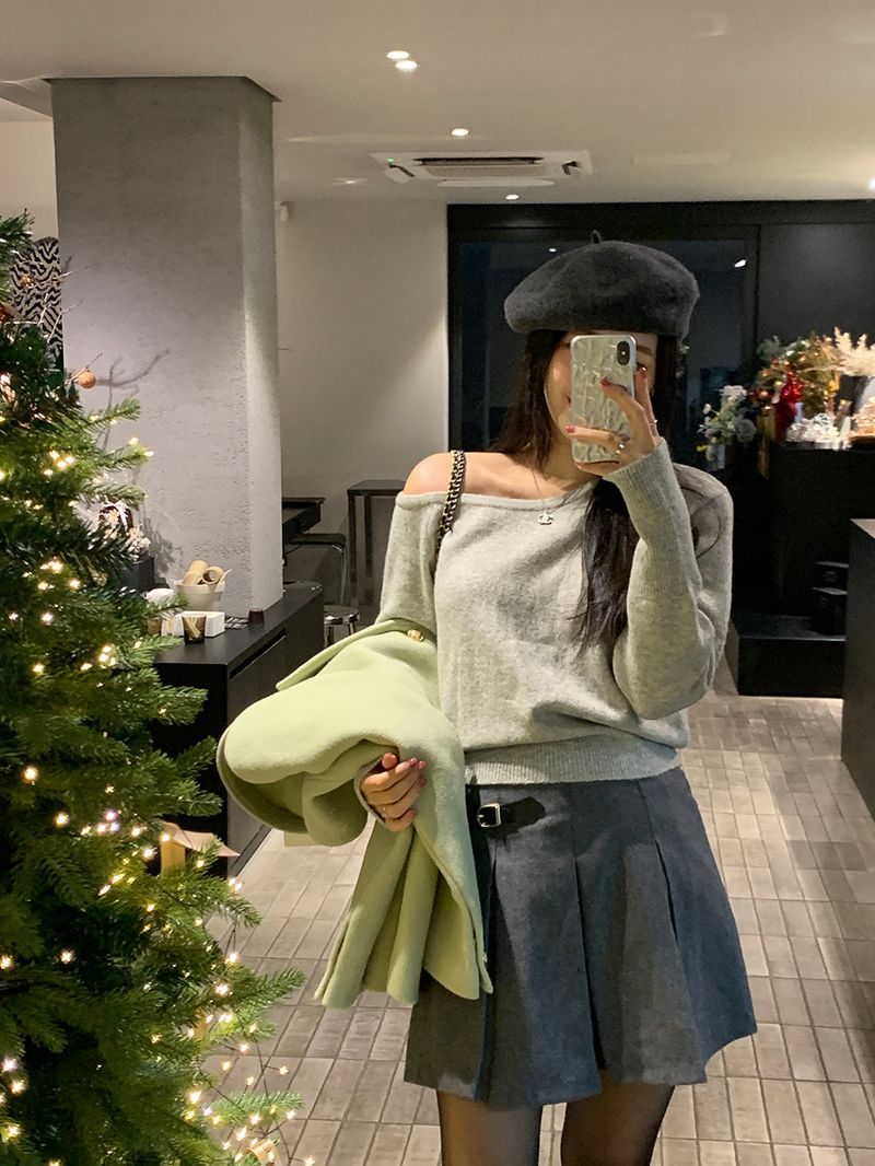 [MADE] Fulls cashmere unbalanced off-shoulder knitwear