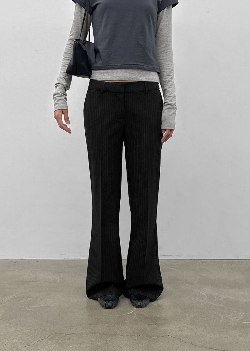 [MADE] Hiku Semi Low-Waist Bootcut Slacks