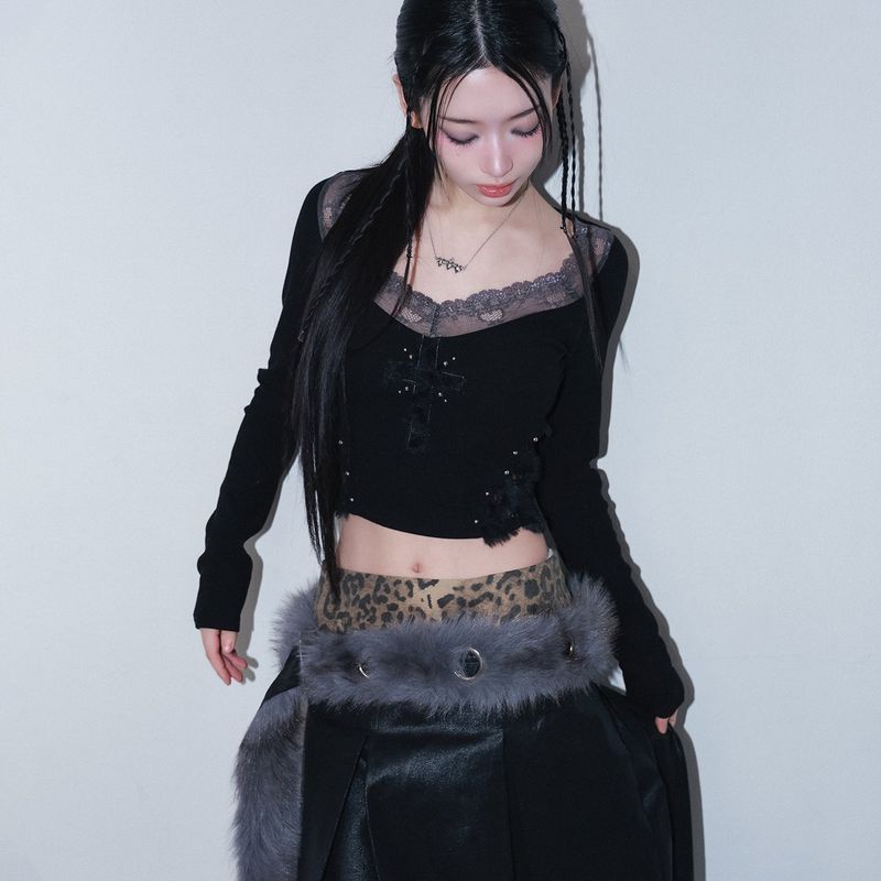 cross patch lace sleeve - black
