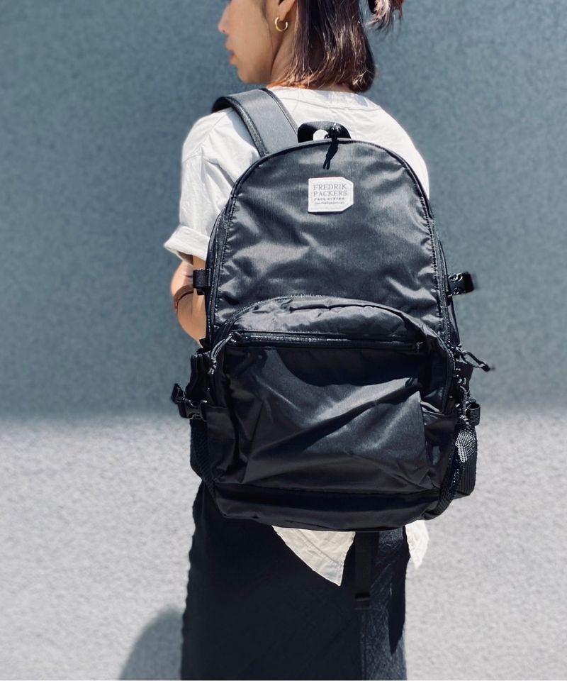 FREDRIK PACKERS（フレドリックパッカーズ）の「FREDRIK PACKERS 210D DAY PACK TIPI マザーズリュックサック（バッグ）」