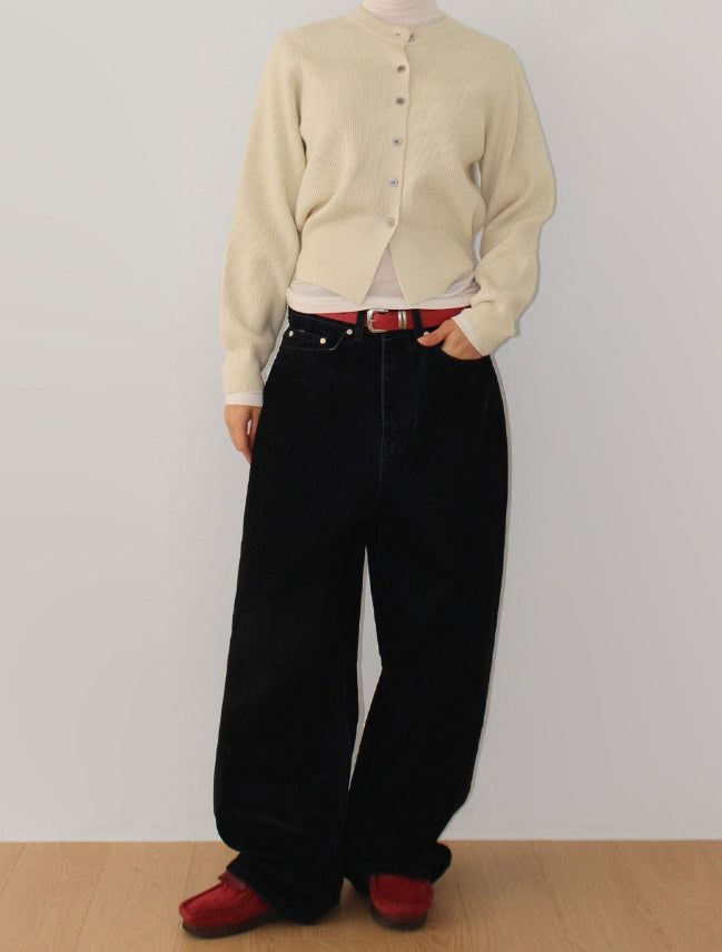 ESSENTIAL ROUND KNIT CARDIGAN