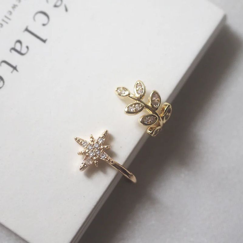 éclater（エクラテ）の「Starry Ear Clip（Accessories）」