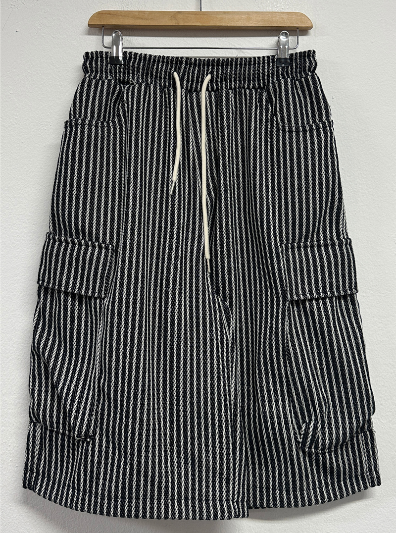 STRIPE CARGO BALLOON BERMUDA 💙🖤🤍2COLOR