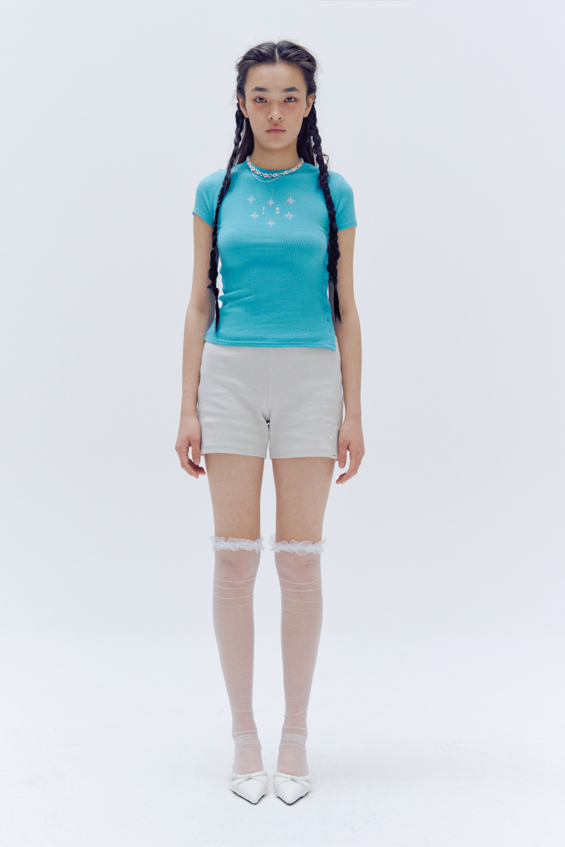 LOGO SIDE BUTTON TEE