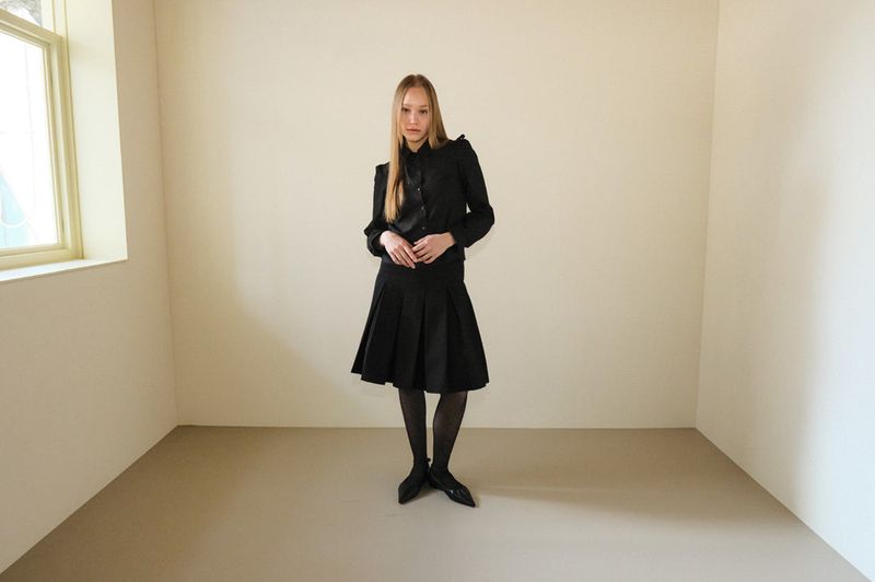Pleated midi skirt _(Emerald Heart)*Black