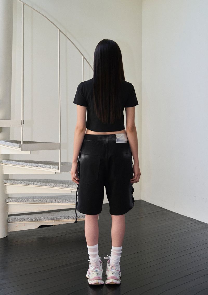 dirty flower half pt - black