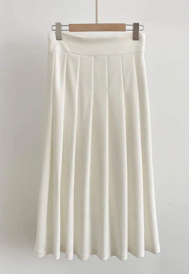Envo Stretch Pleated Long Skirt