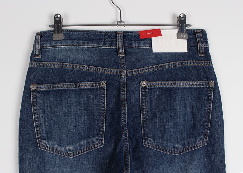 WASHING FLARED DENIM