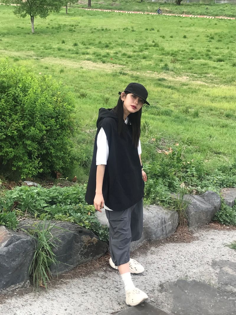 Capri wide string pants