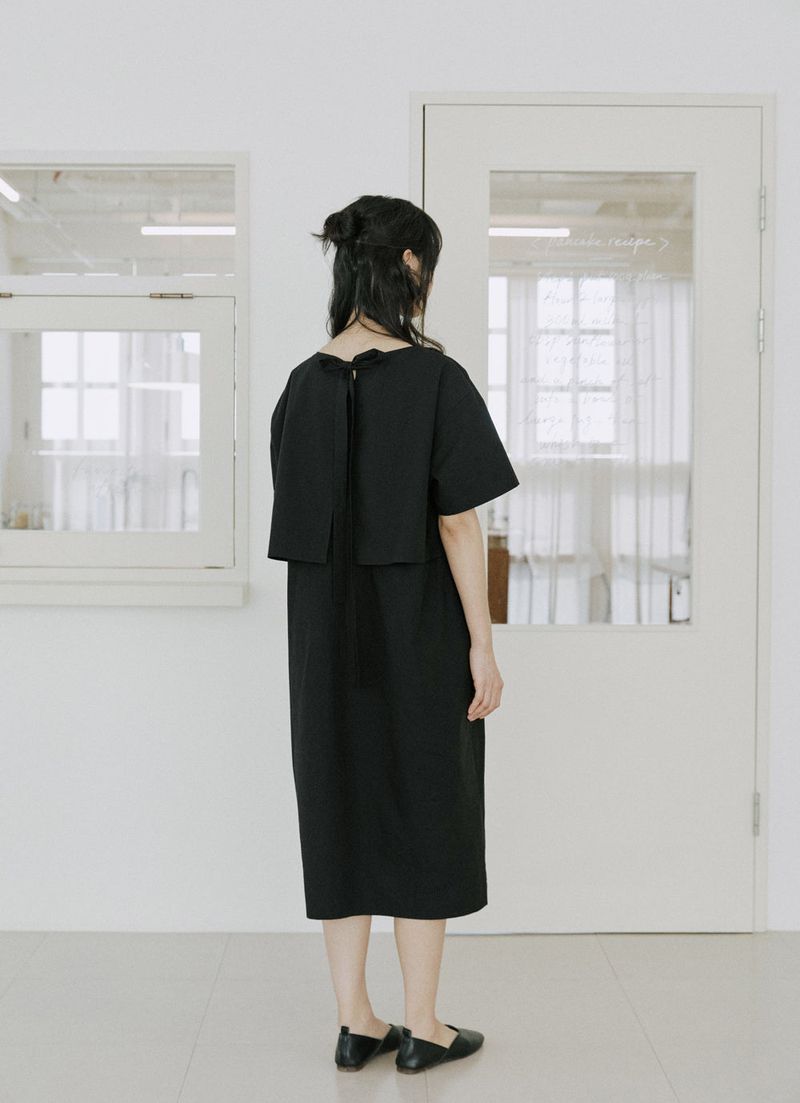 layered ribbon onepiece black