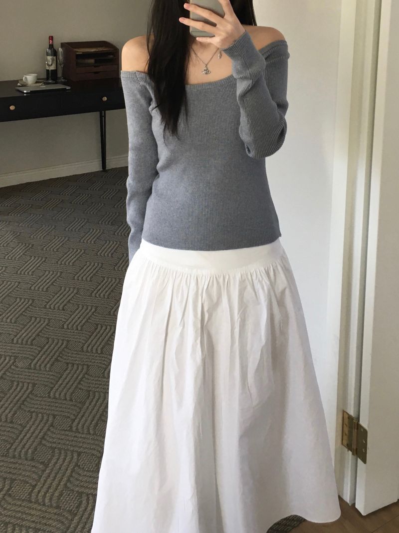 Halter Off-Shoulder Knitwear (2 colors)