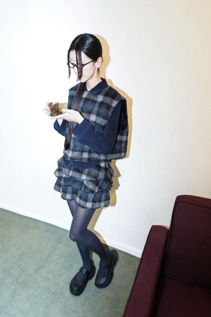 eeum(イウム)の「チェックフリルショートパンツ(パンツ)」