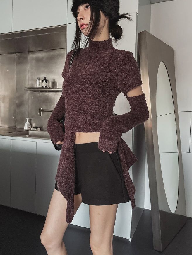 Pony Incision Wrap Knit Turtleneck