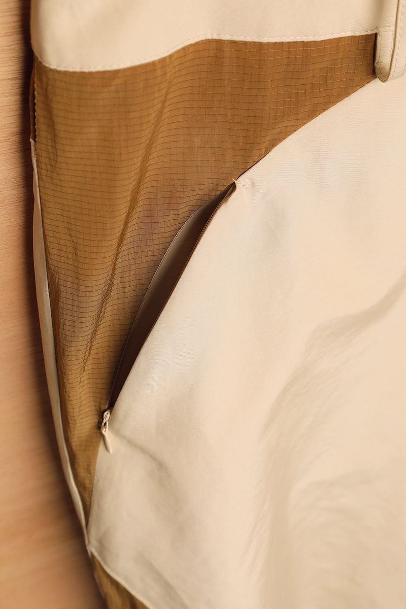 ASYMMETRIC WAVE PANTS-BROWN ECRU