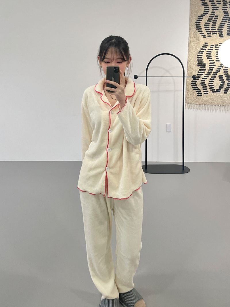 Dial pajamas