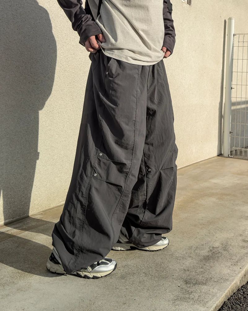 Dock rivet panel nylon pants