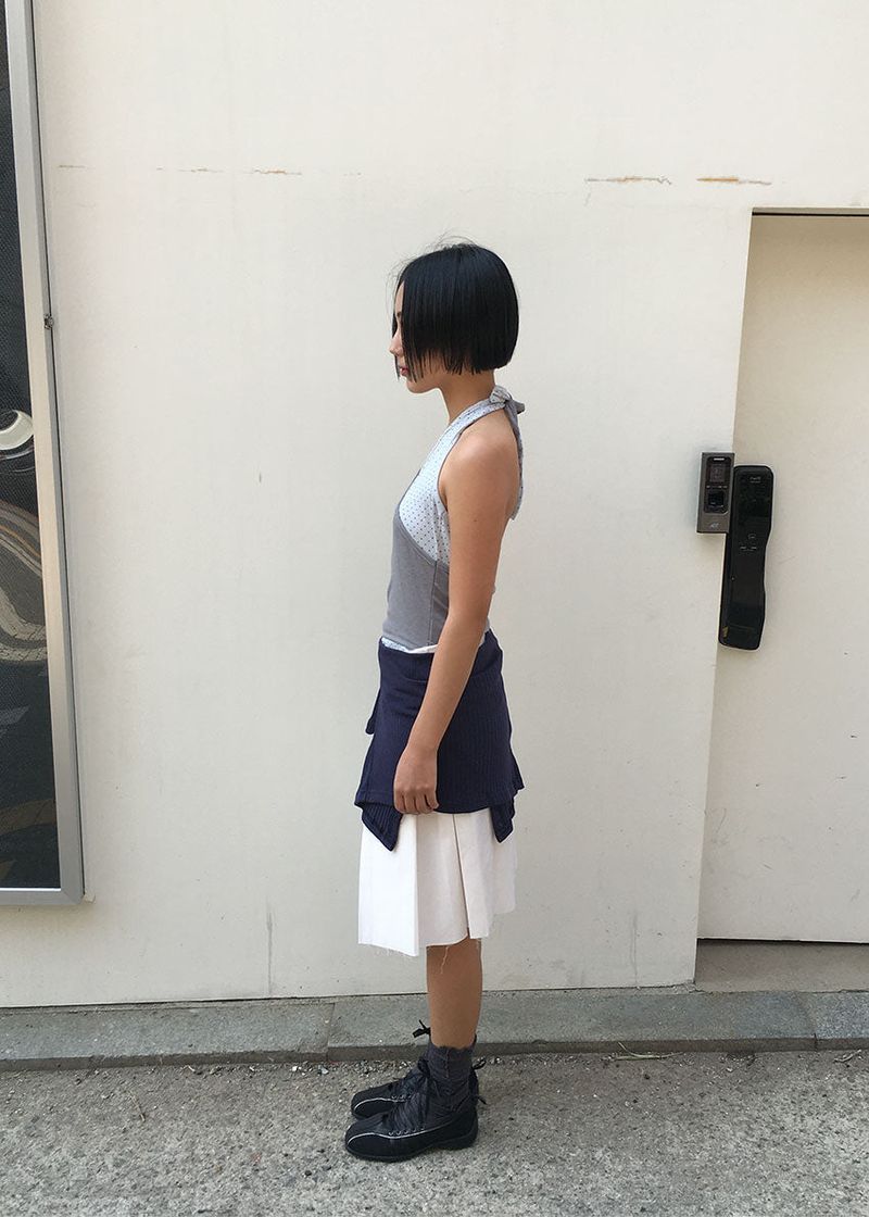 DOT HALTER SLEEVELESS