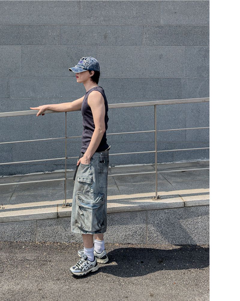 Cutting Line Ribbed Sleeveless Top