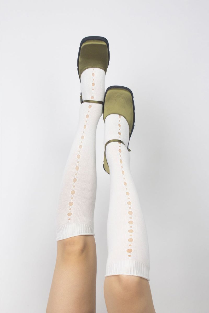 hole knee socks (4 color)