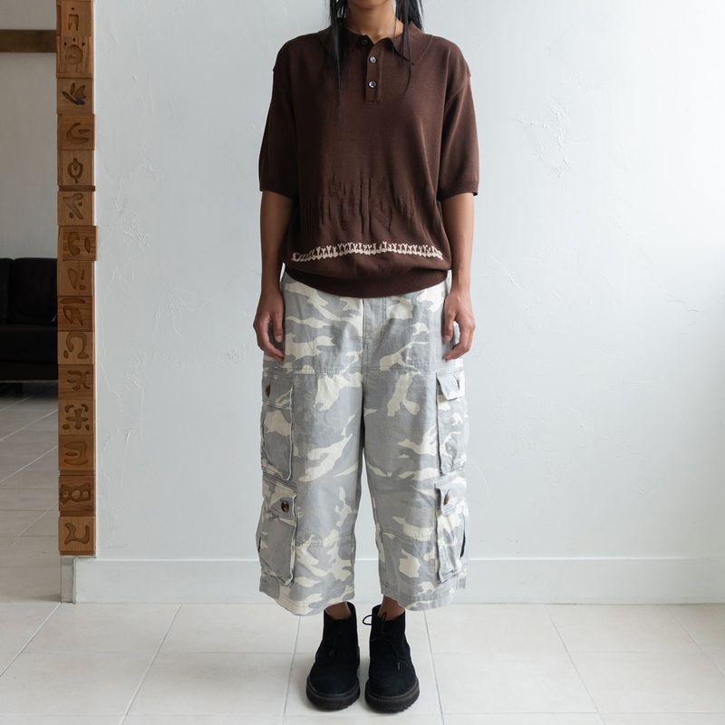 Wanderer cargo bermuda pants / Stone camo