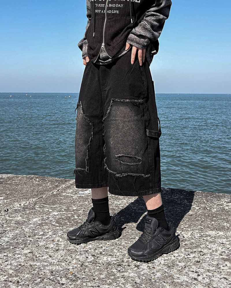 Rick Distressed Bermuda Denim Pants