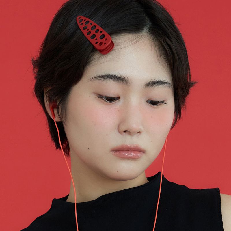 geegee(ジジ)の「ドットドットヘアピン - レッド(ヘアアクセサリー)」