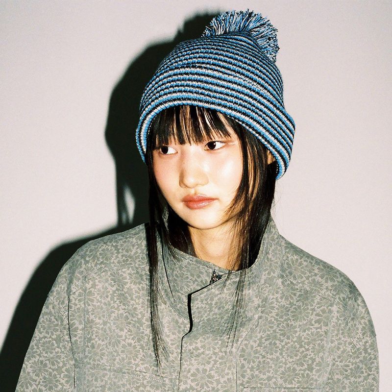 WEBHOUSE（ウェブハウス）の「ツイスター スター ストライプ ポン ビーニー -ブルー（帽子）」