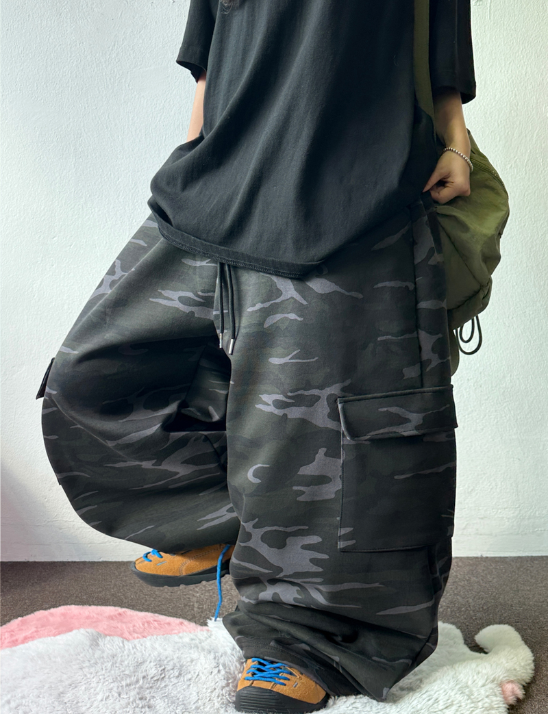 CCORTTI（コルッティ）の「セミバルーンワイドオーバーカーゴミリタリーロングパンツ 🐝💚🤎 - 2 カラーズ（パンツ）」