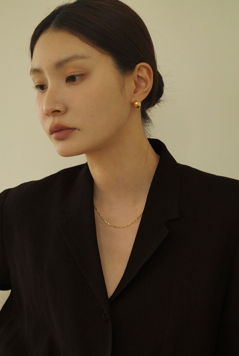ANDEZVOUS(アンデビュー)の「バンゴールドイヤリング(アクセサリー)」