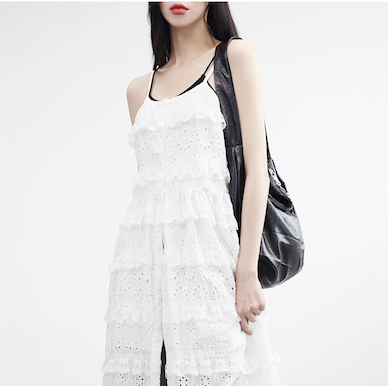 Bullet lace punching long dress