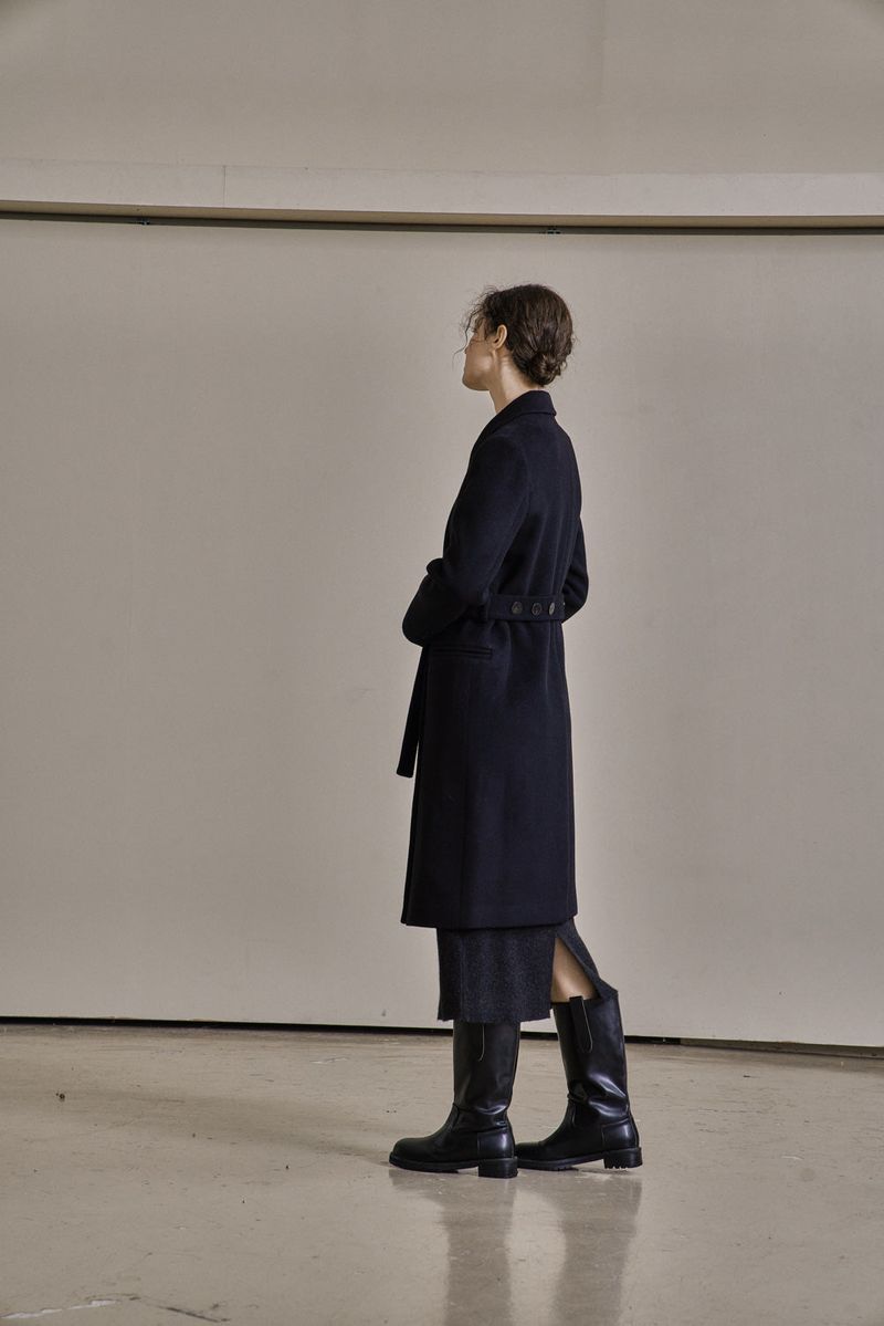 ASYM COAT_BLACK